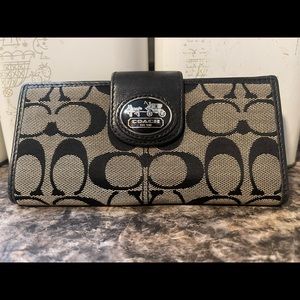 Coach wallet